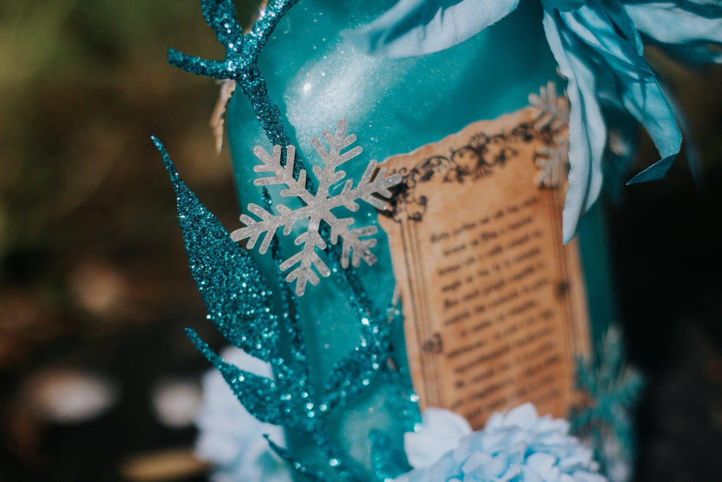 Potion décorative féerique – Larmes de la Reine des Neiges – Fiole artisanale hiver magique – Décoration sorcière fantasy
