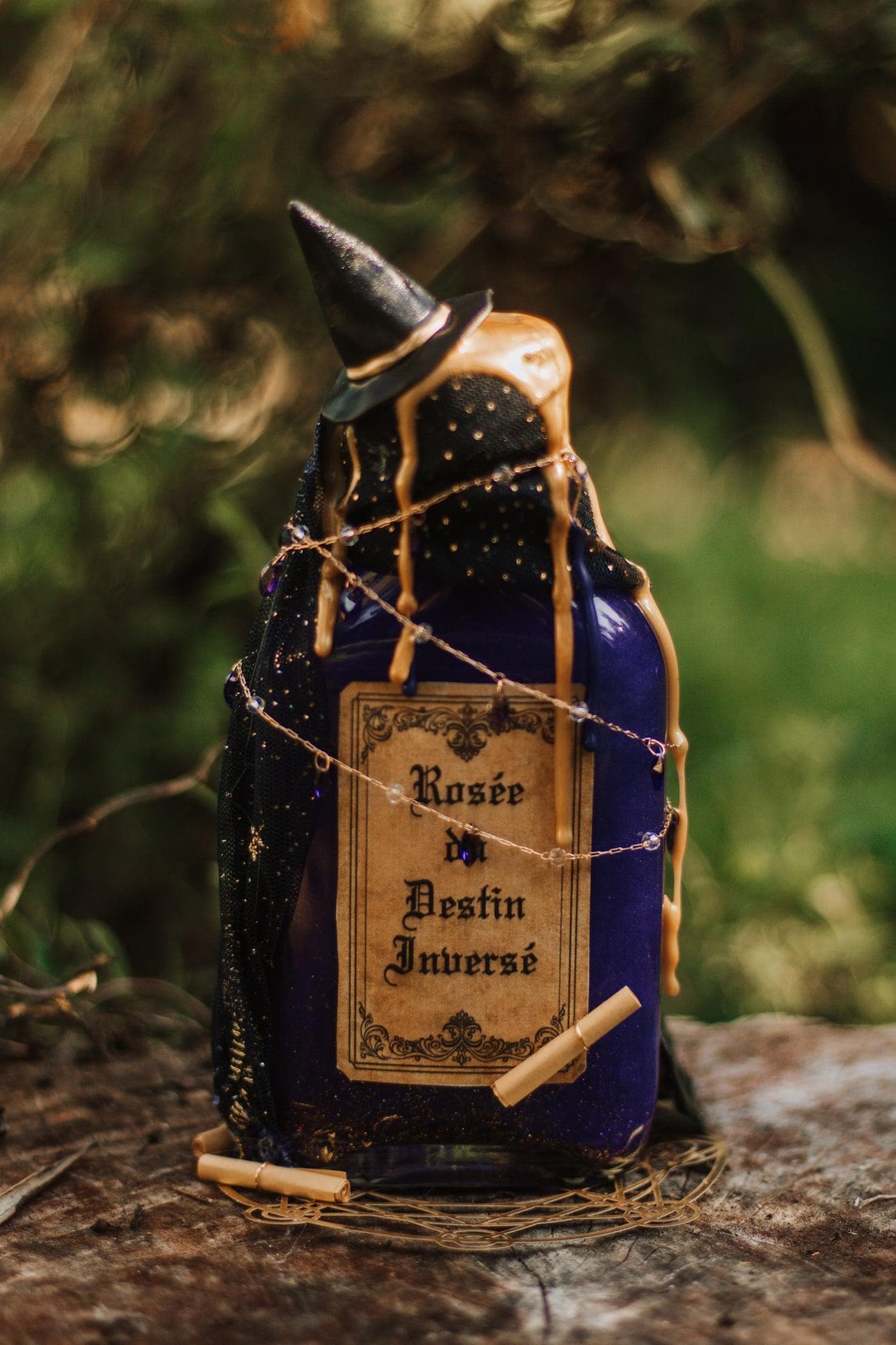 Rosée du Destin Inversé – Potion Magique Sombre | Fiole Décorative Sorcière | Élixir Mystique & Witchy