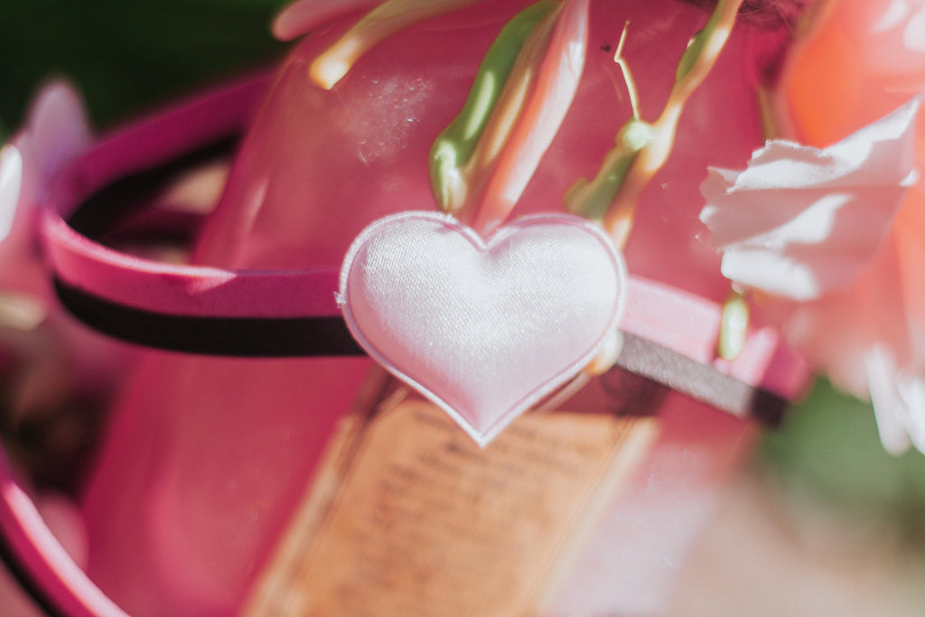 Essence du Pillier de l’Amour– Potion Magique Rose | Fiole Décorative Romantique | Élixir Féérique & Cadeau